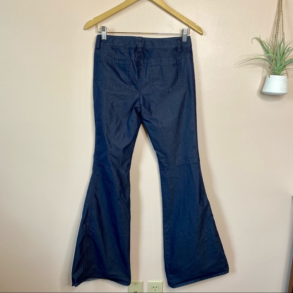 Alice & Olivia Flare Jeans 2 - Picture 2 of 11